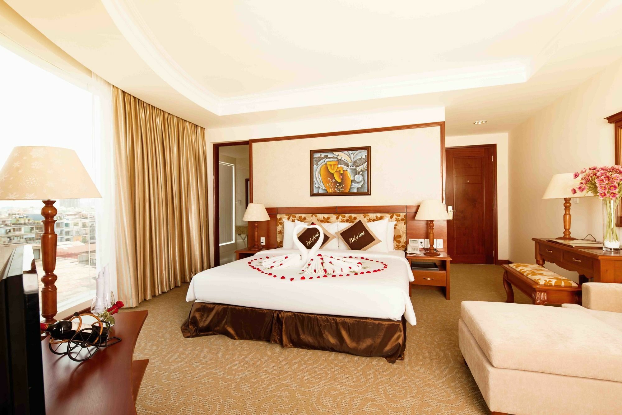 Ttc Hotel - Tan Binh Хошимин Экстерьер фото