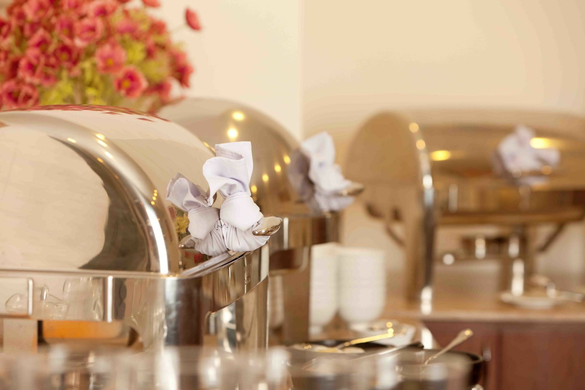 Ttc Hotel - Tan Binh Хошимин Экстерьер фото