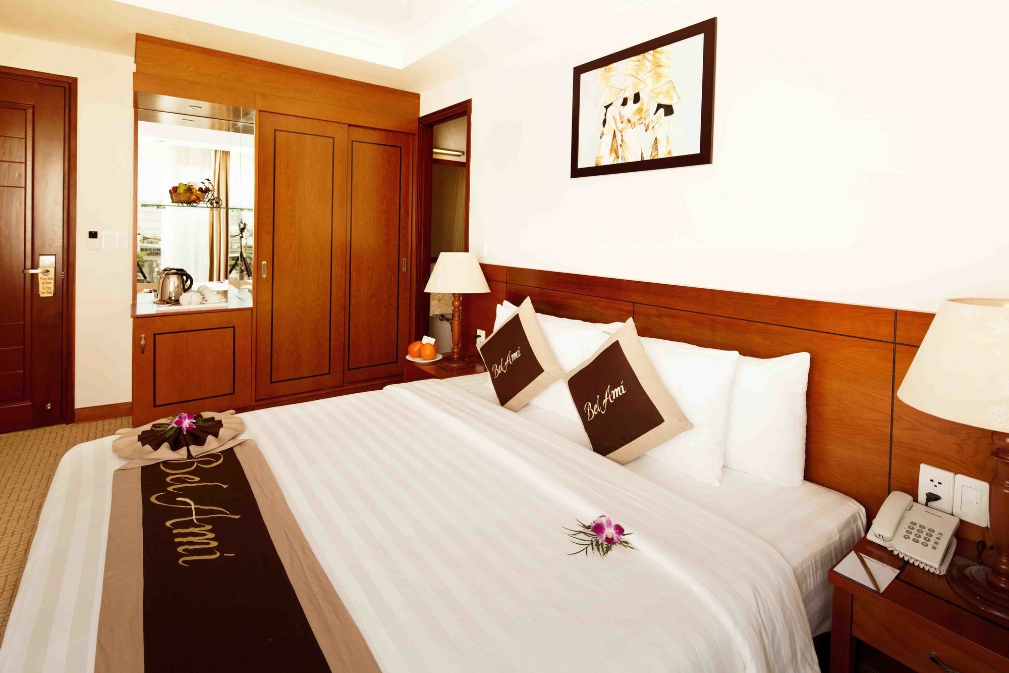 Ttc Hotel - Tan Binh Хошимин Экстерьер фото
