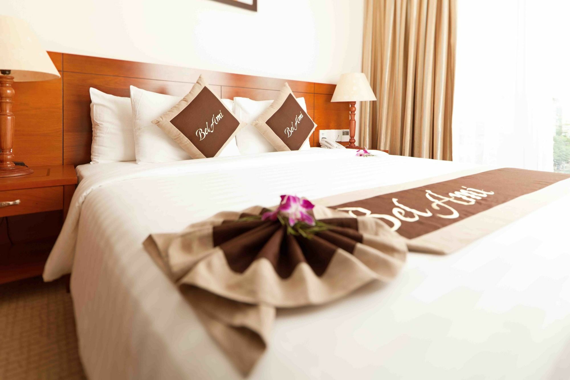 Ttc Hotel - Tan Binh Хошимин Экстерьер фото