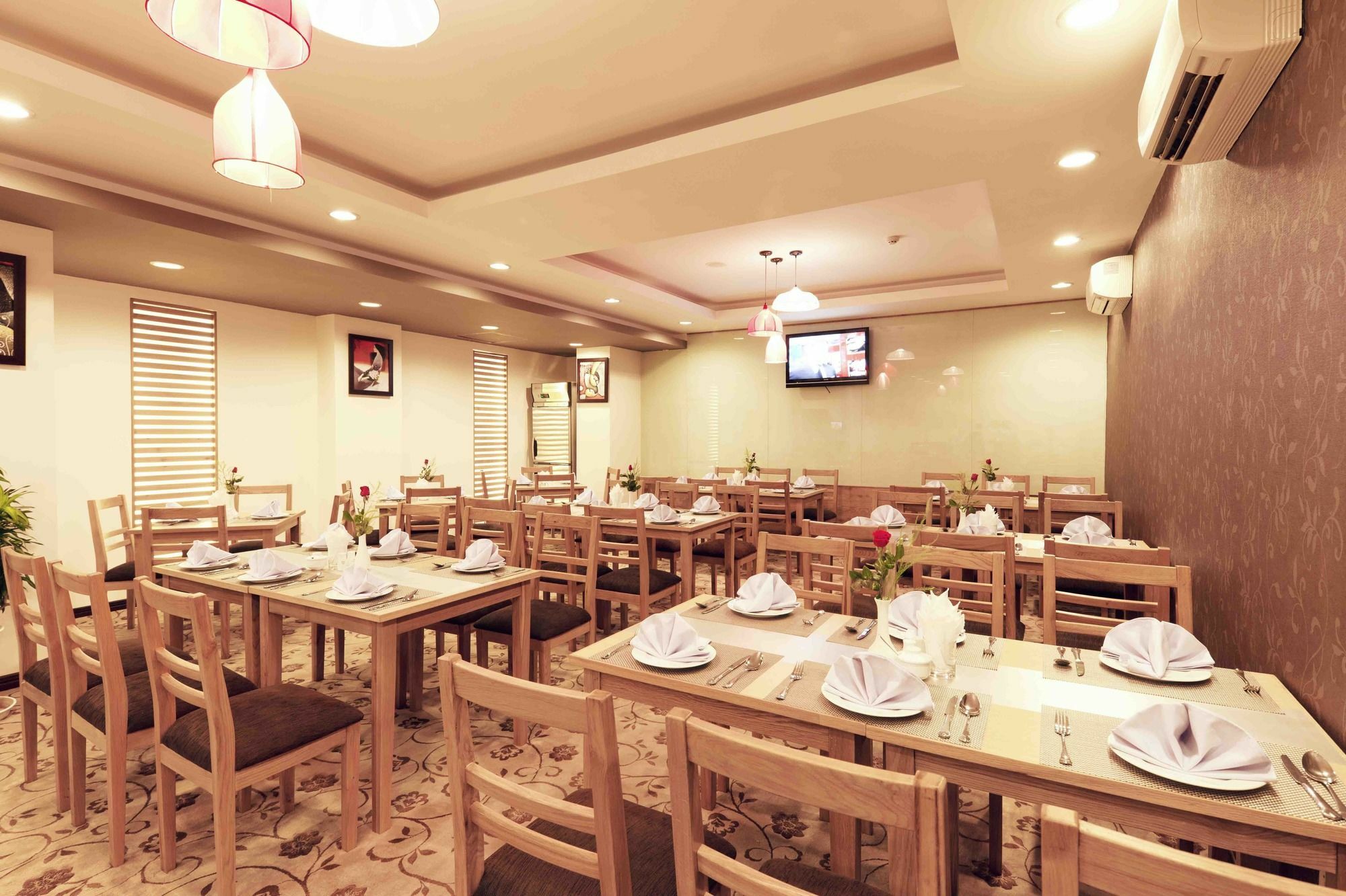 Ttc Hotel - Tan Binh Хошимин Экстерьер фото